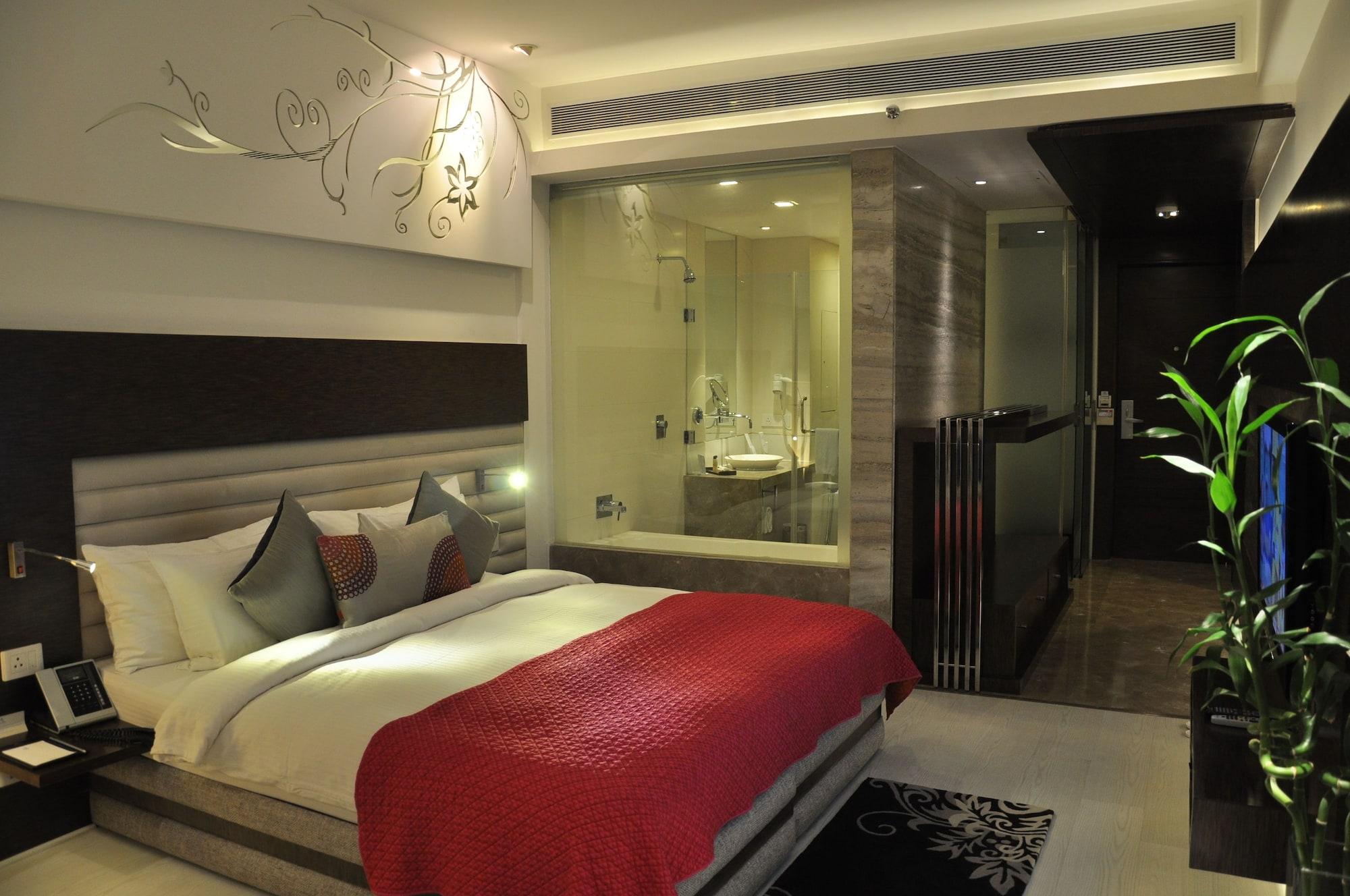 Maya Hotel Чандігарх Екстер'єр фото